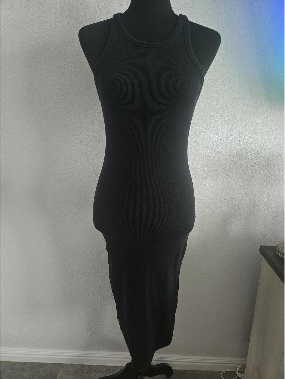 Black Ribbed Sleeveless Midi Dress